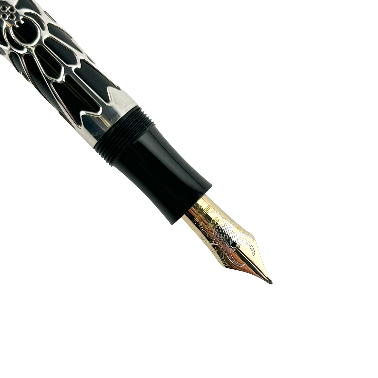 Montblanc Octavian Patron of the Arts Fountain Pen - Medium 18kt Gold Nib