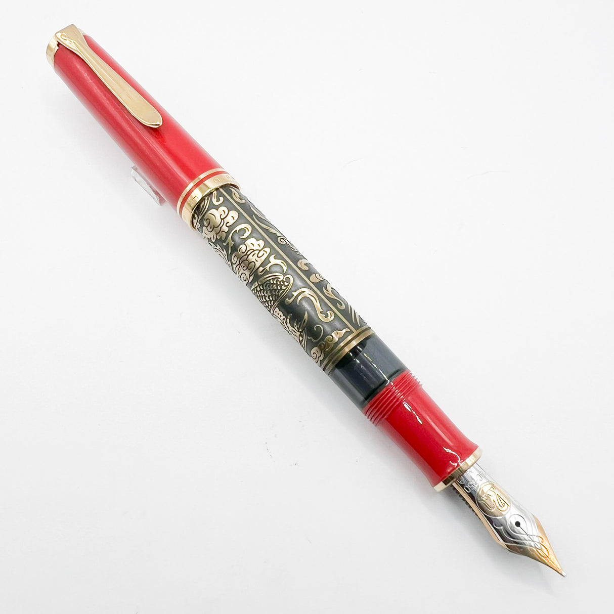 Pelikan Golden Phoenix Limited Edition Fountain Pen - Fine 18kt Gold Nib