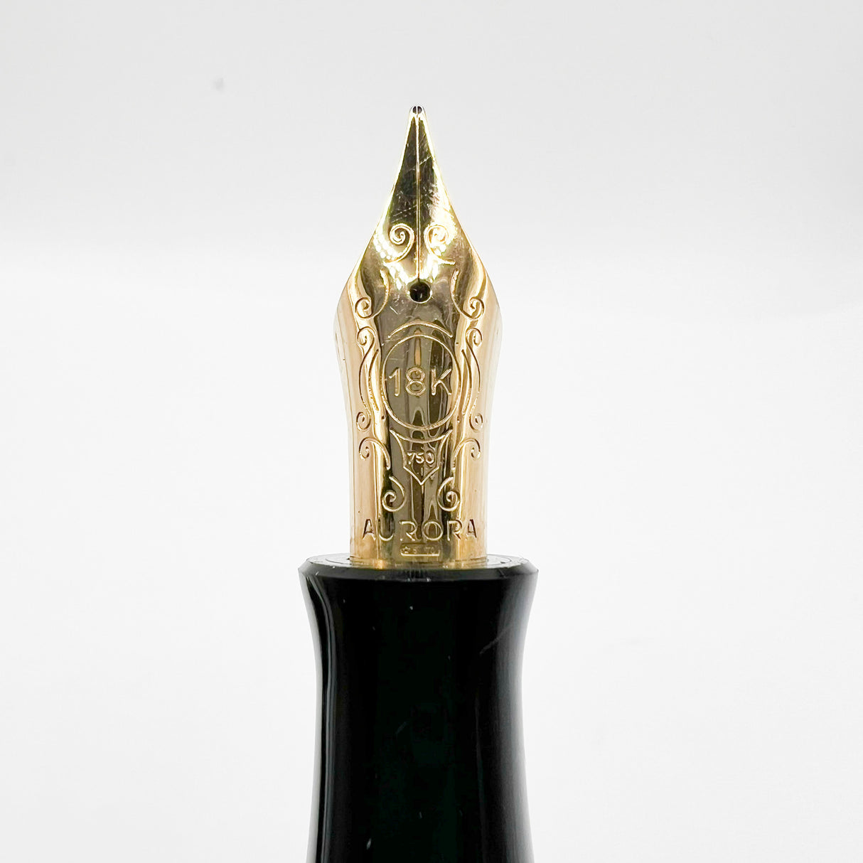 Aurora Original Dante Alighieri Green Lacquered Limited Edition Fountain Pen - Medium 18 Kt Gold Nib