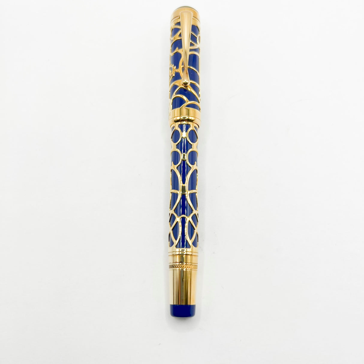 Montblanc Prince Regent 888- 18 Kt SOLID GOLD Overlay - Patron Of The Arts Limited Edition Fountain Pen - Medium 18kt Gold Nib
