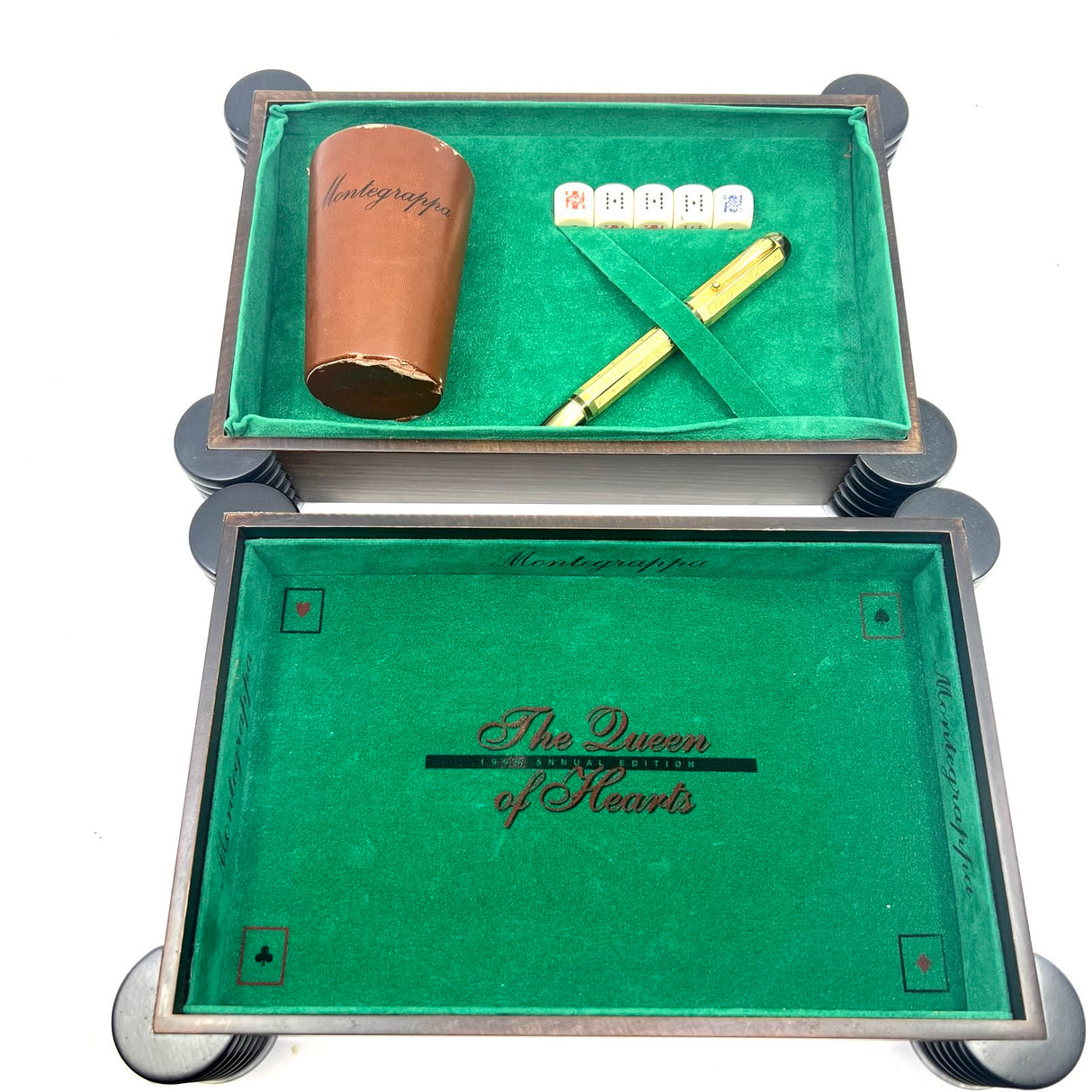 Montegrappa Queen of Hearts - 18 Kt SOLID GOLD Overlay - Medium 18kt Gold Nib