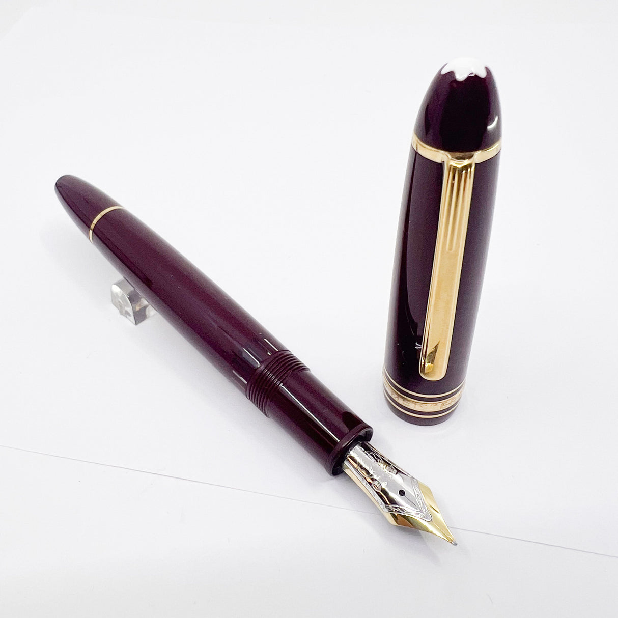Montblanc Meisterstuck Bordeaux Resin 146 LeGrand Fountain Pen - Fine 14kt Gold Nib