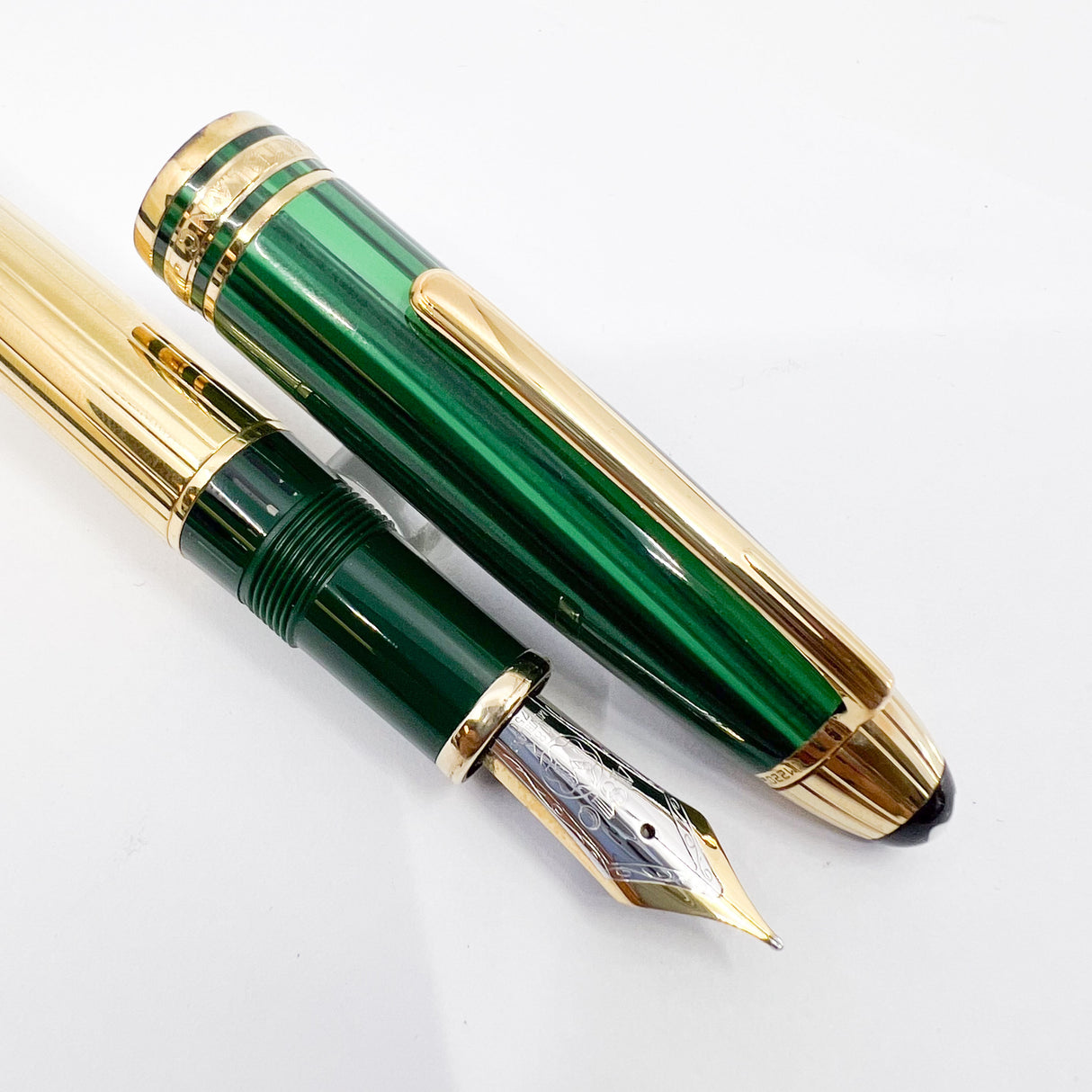 Montblanc Czar Nikolai LeGrand Fountain Pen - Malachite Cap/Gold Vermeil Barrel - Medium 18kt Gold Nib
