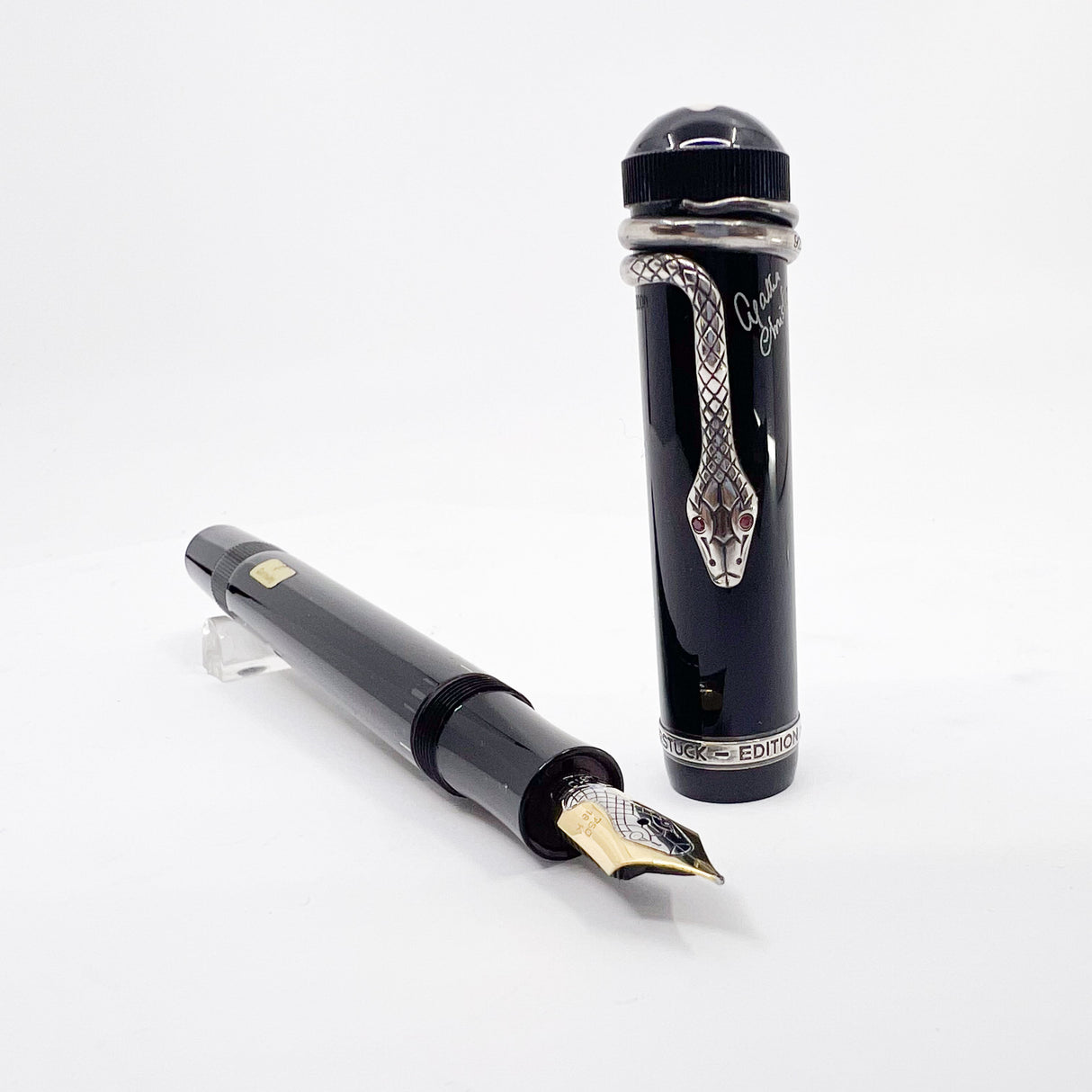 Montblanc Agatha Christie Sterling Silver Limited Edition Fountain Pen - Fine 18kt Gold Nib