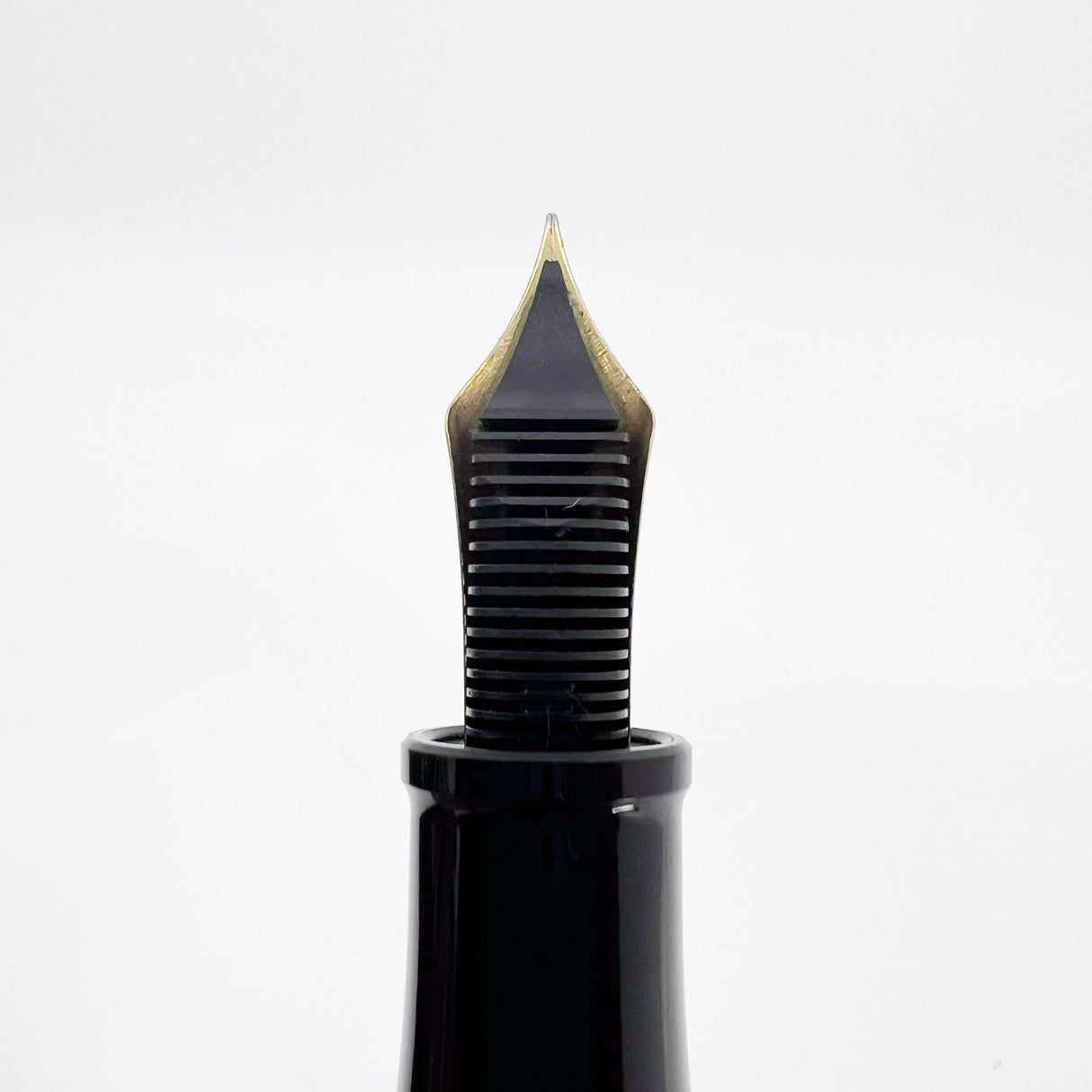 Montblanc Marcel Proust Sterling Silver Writer Series Fountain Pen - Fine 18kt Gold Nib