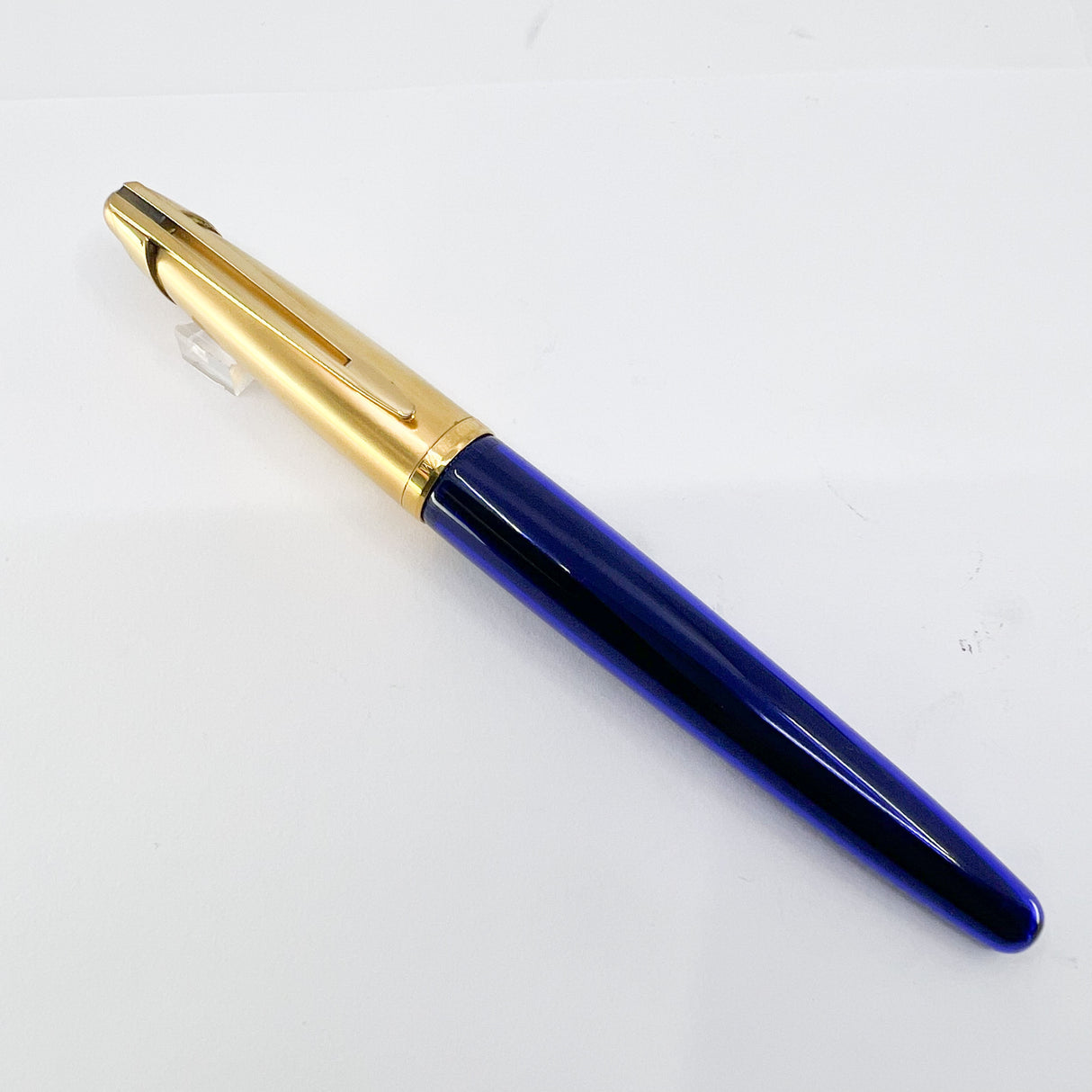 Waterman Edson Blue Translucent Fountain Pen - Fine 18kt Gold Nib