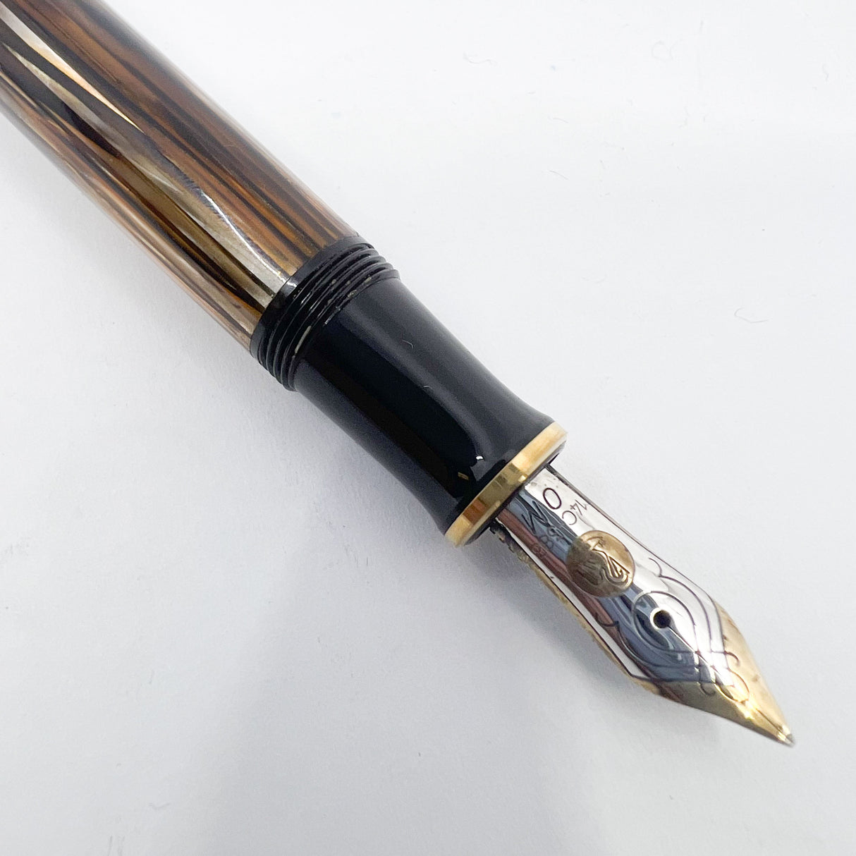Pelikan M400 Tortoise Brown Fountain Pen - Medium Oblique 14kt Gold Nib