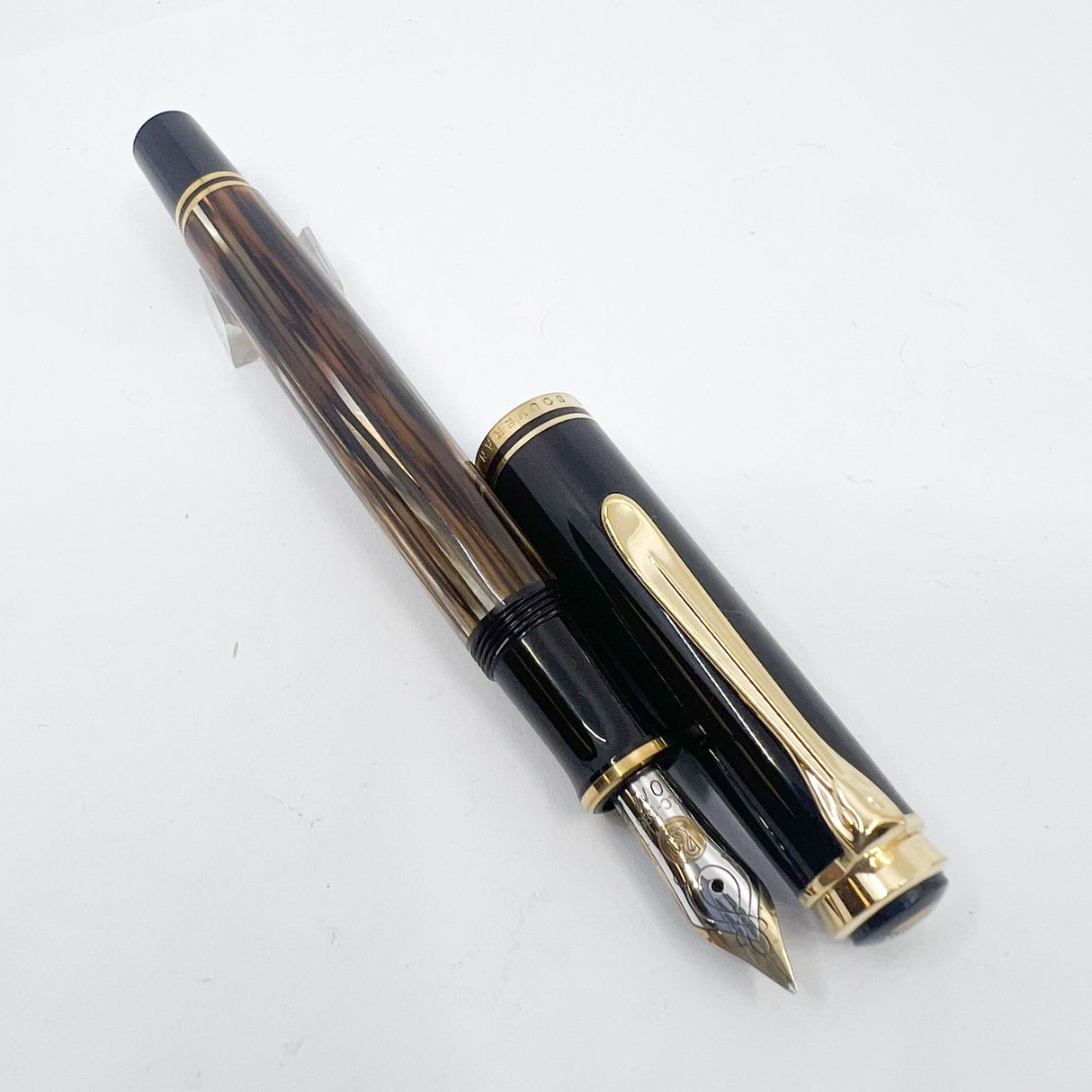 Pelikan M400 Tortoise Brown Fountain Pen - Medium Oblique 14kt Gold Nib
