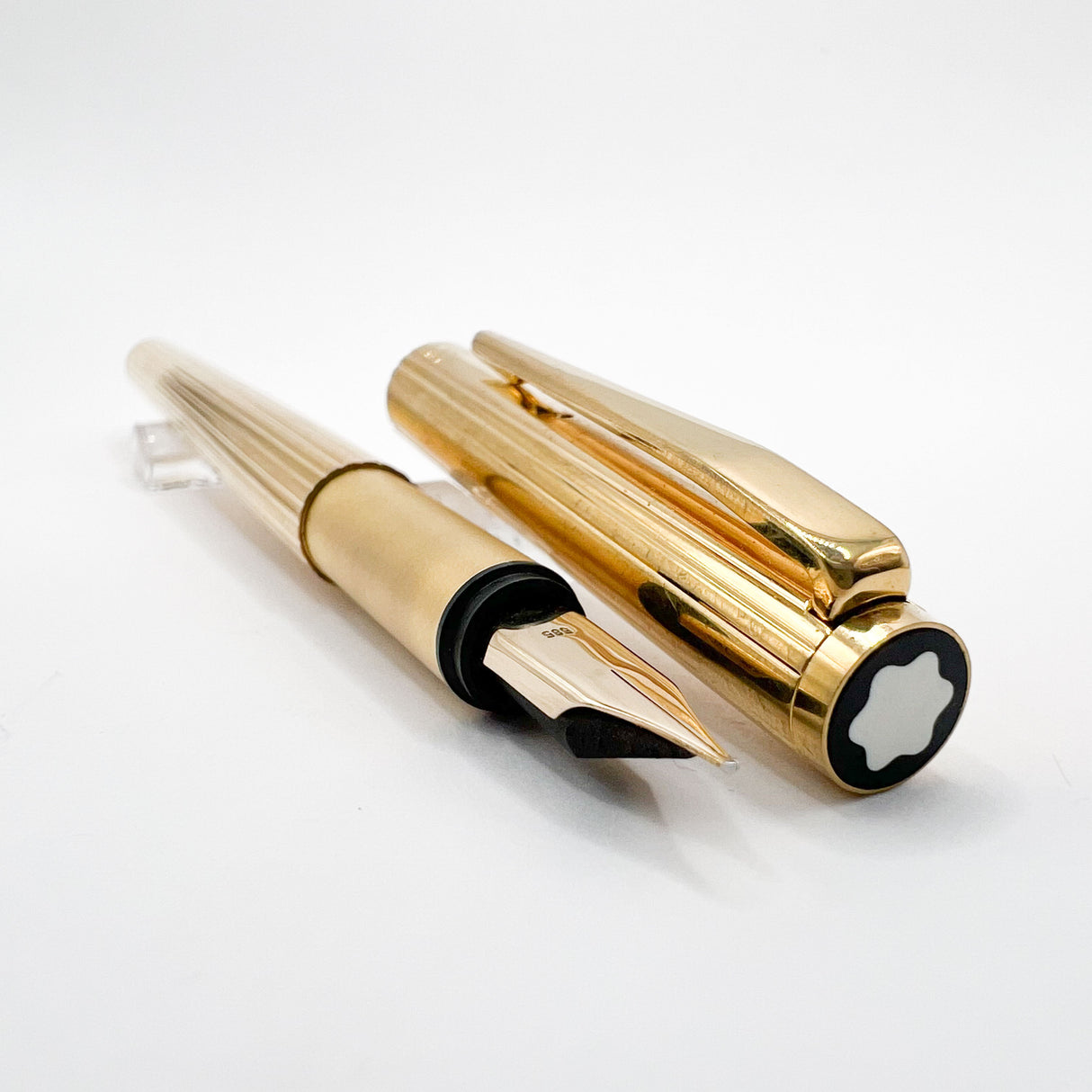 Montblanc Noblesse Gold-Plated Fluted Vertical Lines Fountain Pen - Extra Fine 14kt Gold Nib