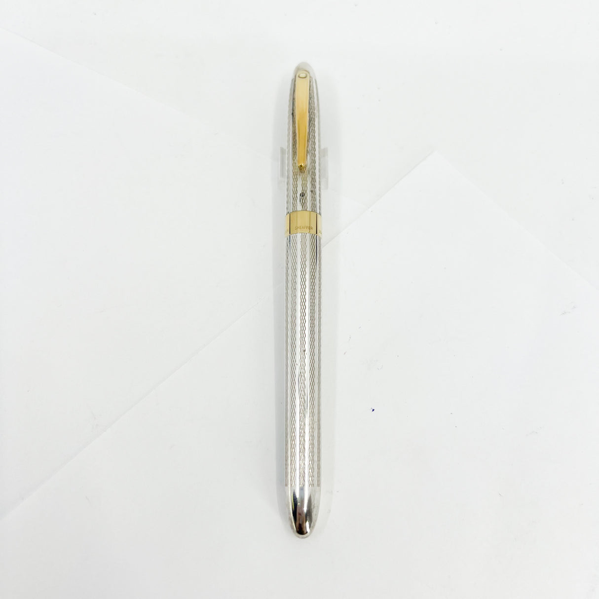 Sheaffer Sterling Silver "Top-of-the Line" Crest Fountain Pen - Fine 18kt Gold Nib (Circa 1990s)