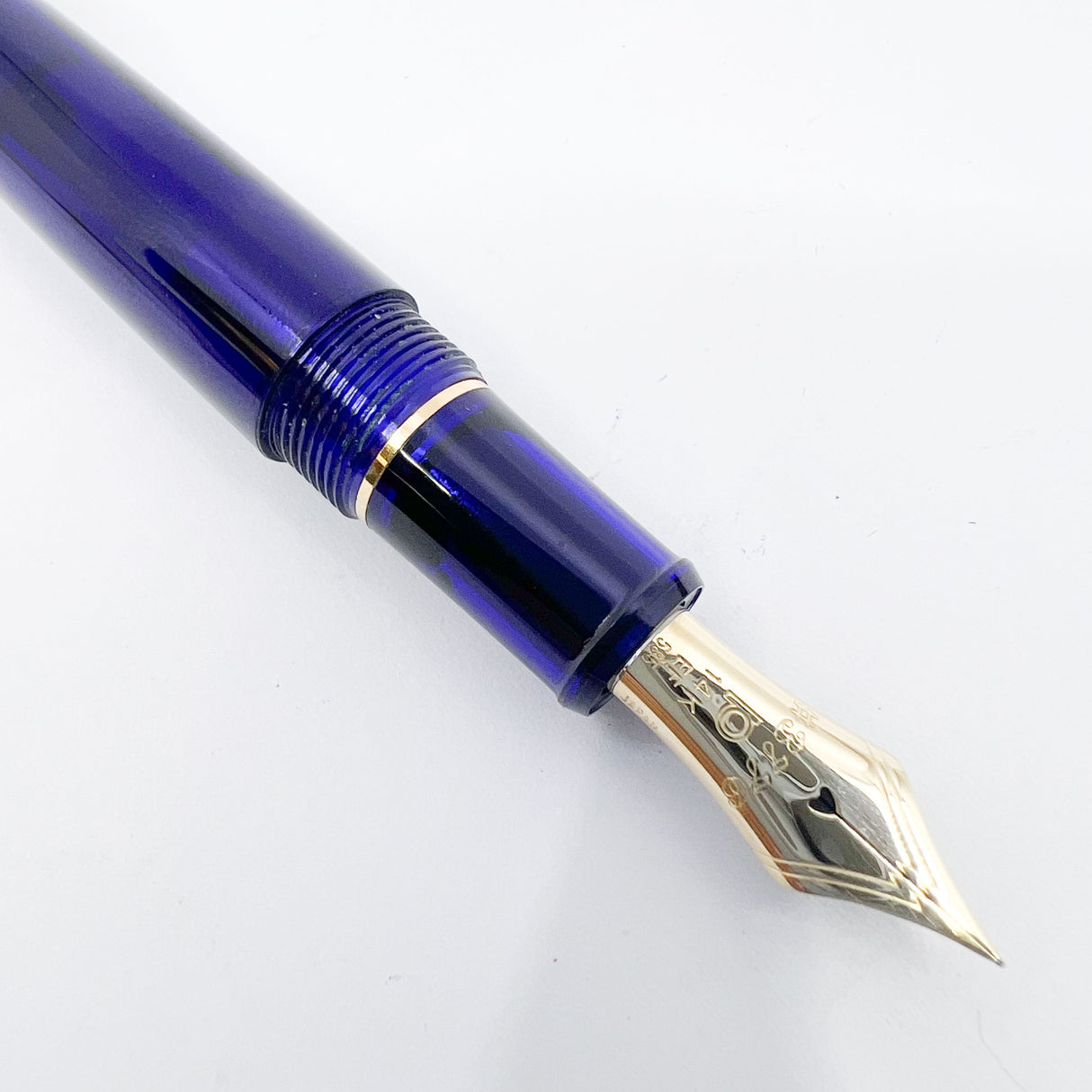 Platinum #3776 Translucent Blue Chartres Fountain Pen - Extra Fine 14kt Gold Nib