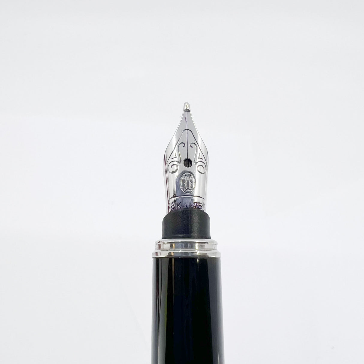 Cartier Brushed Steel Must de Cartier Fountain Pen/Trinity Bands - Medium 18kt Gold Nib