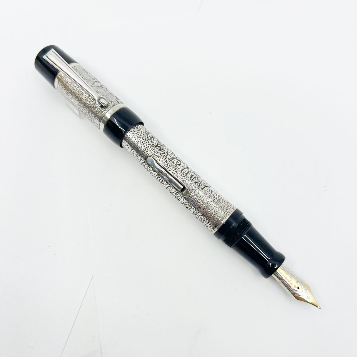 Delta Jubileum 2000 Sterling Silver Lever-Fill Limited Edition Fountain Pen - Medium 18kt Gold Nib