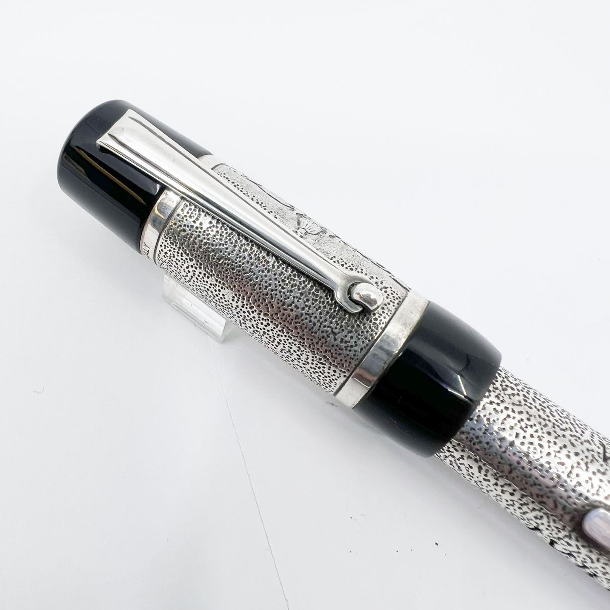 Delta Jubileum 2000 Sterling Silver Lever-Fill Limited Edition Fountain Pen - Medium 18kt Gold Nib