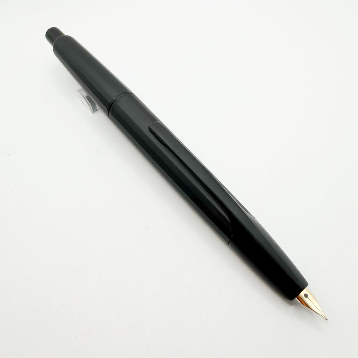 Pilot Namiki Black Matte Vanishing Point Fountain Pen - 1990s Style Multi-Facetted Body - Fine 14kt Gold Nib