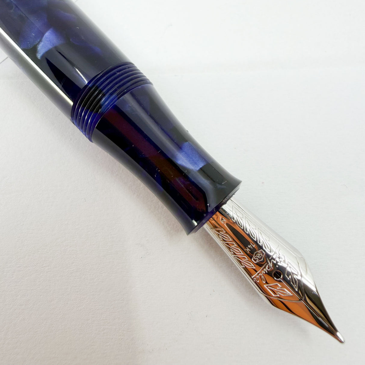 Stipula for Swisher Pens Etruria "Night Blu" - Large Size Blue Marbled Etruria Limited Edition Fountain Pen - Medium 14kt Gold Nib