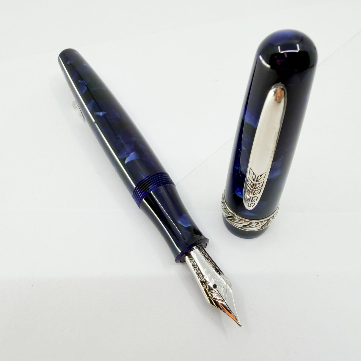 Stipula for Swisher Pens Etruria "Night Blu" - Large Size Blue Marbled Etruria Limited Edition Fountain Pen - Medium 14kt Gold Nib