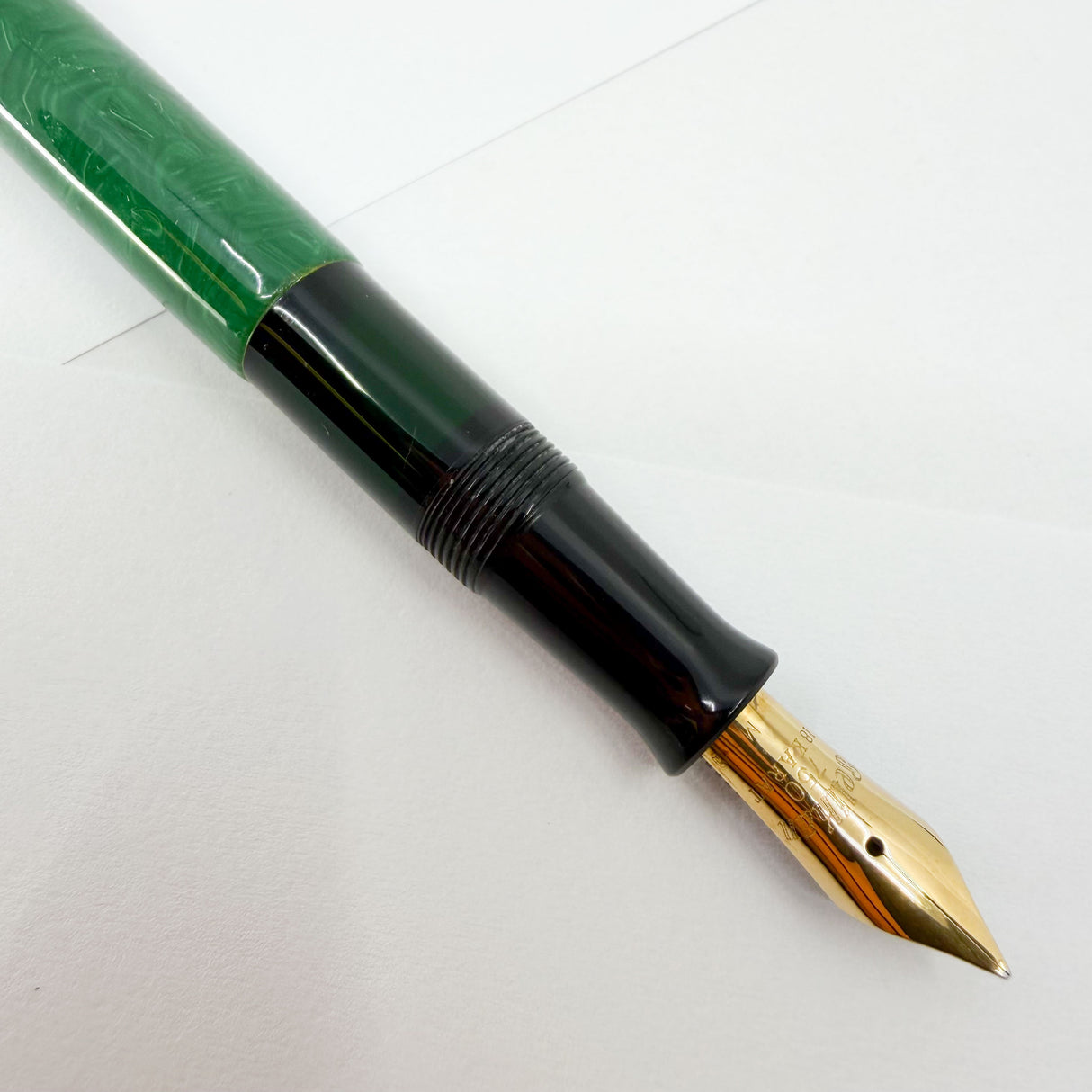 Pelikan "1935 Originals of their Time" Green Jade Celluloid Limited Edition Fountain Pen - Medium 18kt Gold Nib