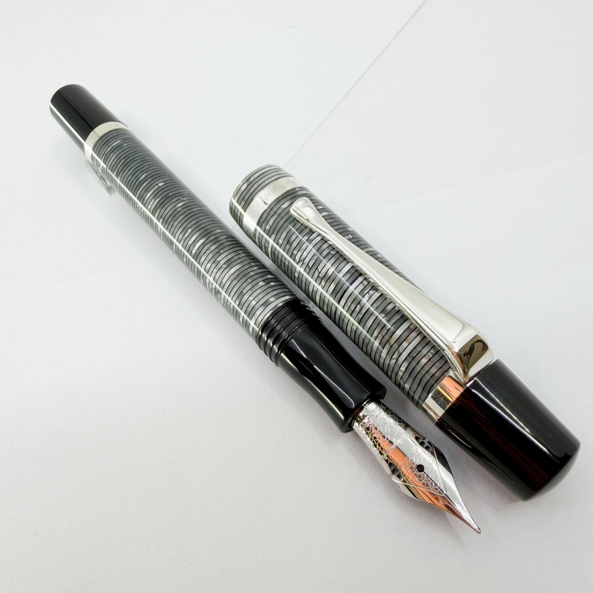 Montegrappa Nazionale Flex Shiny Circles Celluloid Limited Edition Fountain Pen - Flexible Fine 14kt Gold Nib