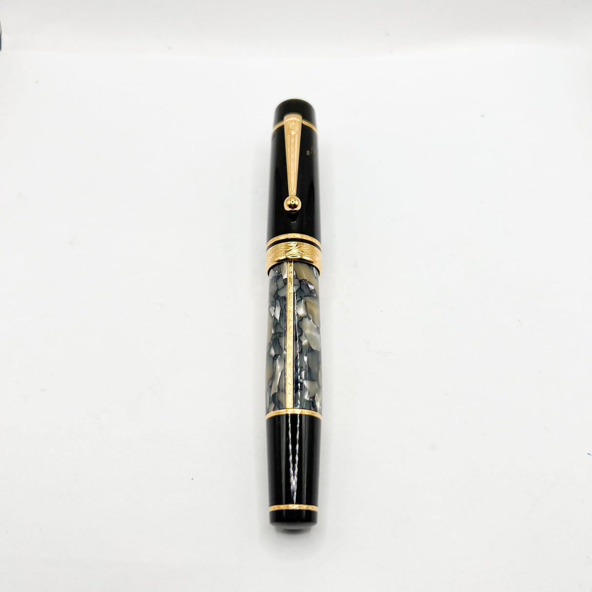 Montblanc Alexandre Dumas (Incorrect Signature) Writer Series Ltd. Ed. Fountain Pen - Fine 18kt Gold Nib