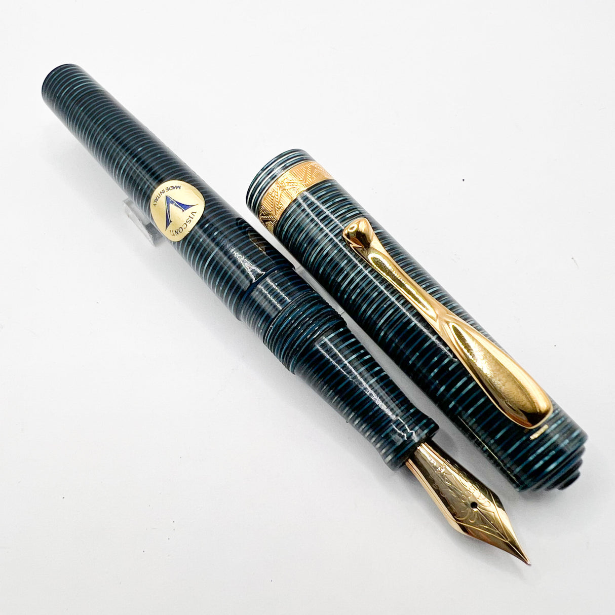 Visconti Manhattan Blue Celluloid Fountain Pen - Fine 18kt Gold Nib