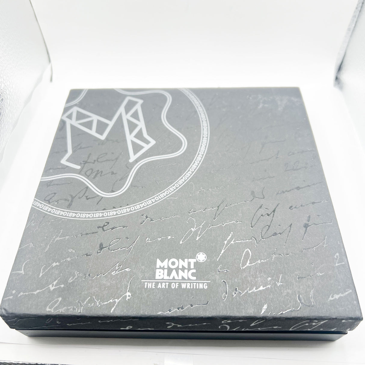 Montblanc Meisterstück Solitaire Le Grand Vermeil Barleycorn #146V Fountain Pen - Medium 18kt Gold Nib