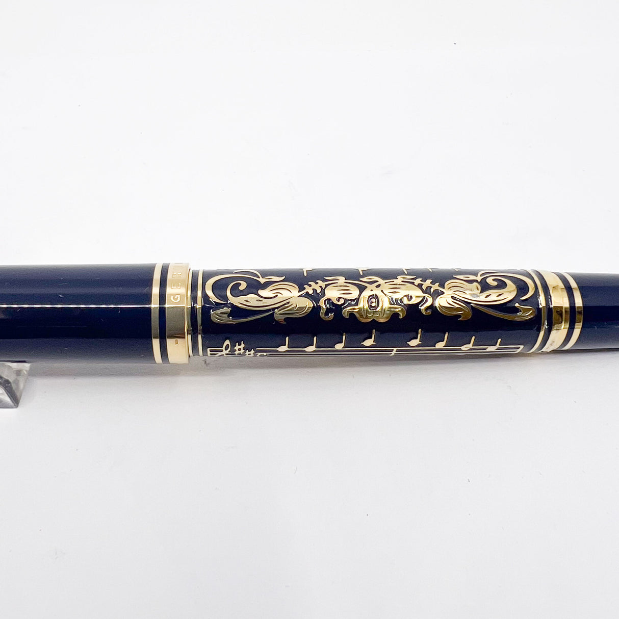Pelikan Concerto Limited Edition Fountain Pen - Medium 18kt Gold Nib