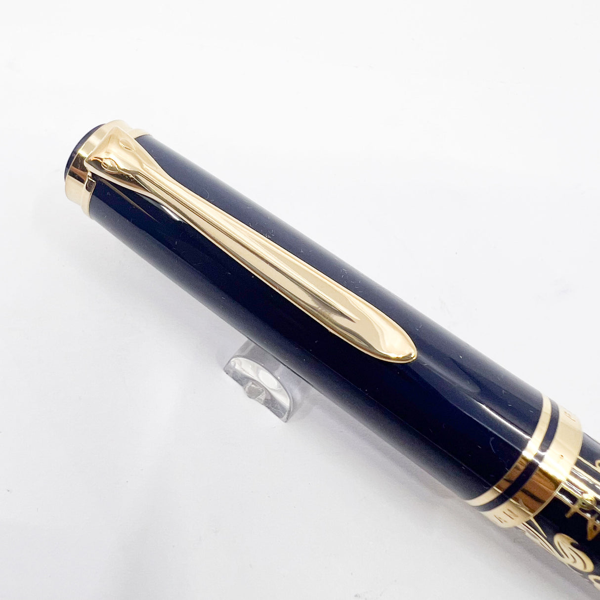 Pelikan Concerto Limited Edition Fountain Pen - Medium 18kt Gold Nib
