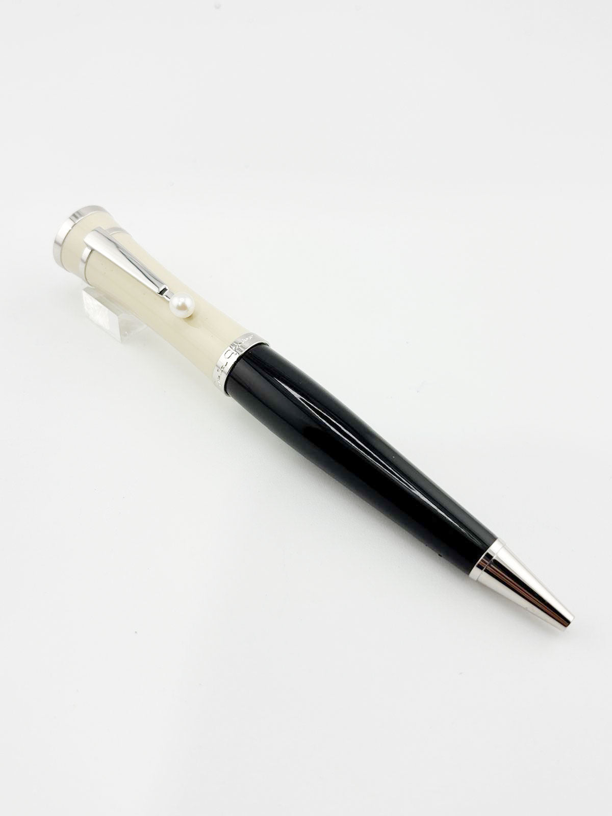 Montblanc Muses Series Greta Garbo Special Edition Ballpoint Pen