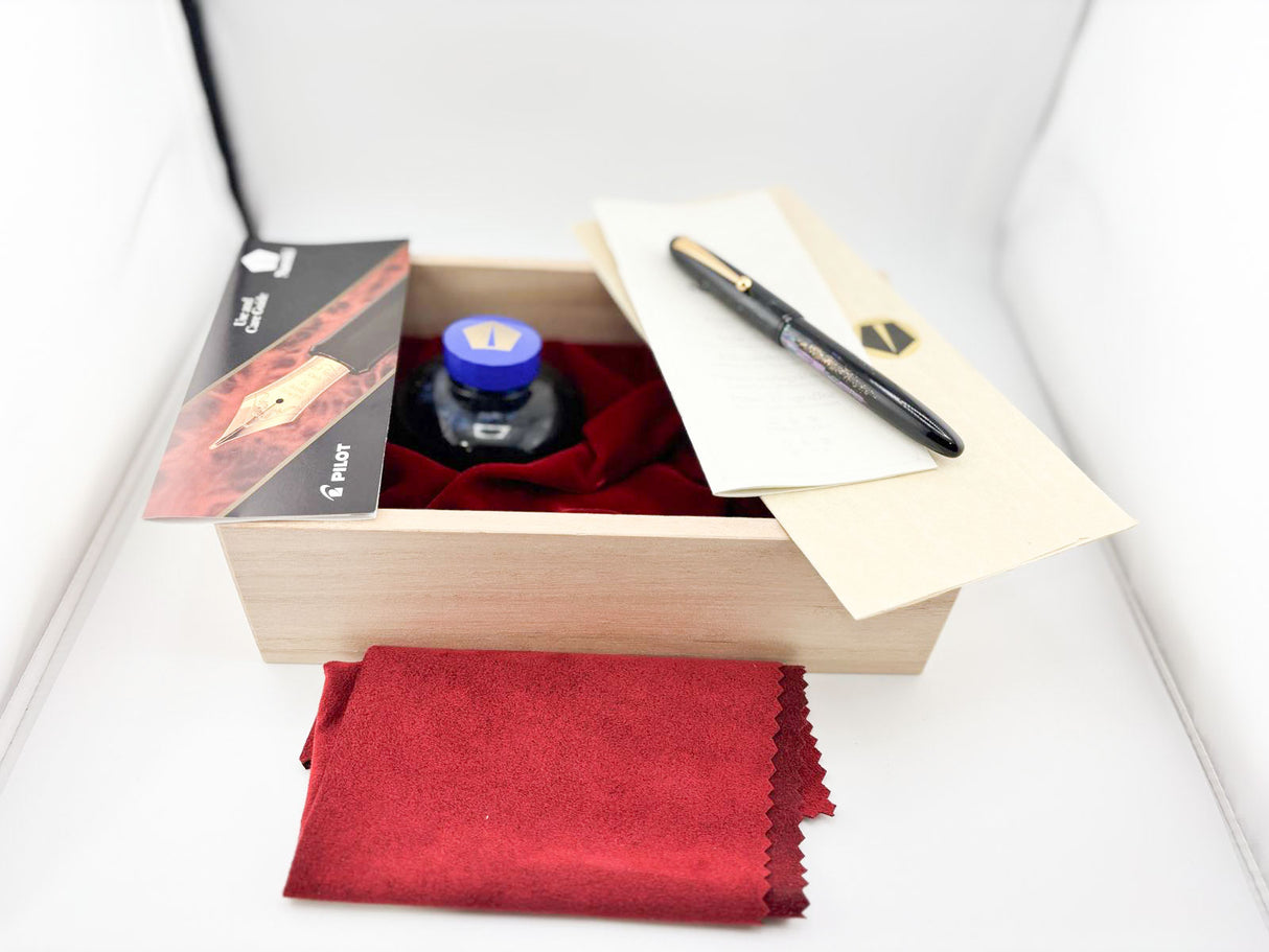 Namiki Yukari Raden Nightline Maki-e Fountain Pen - Fine 18kt Gold Nib - THE ORIGINAL!!