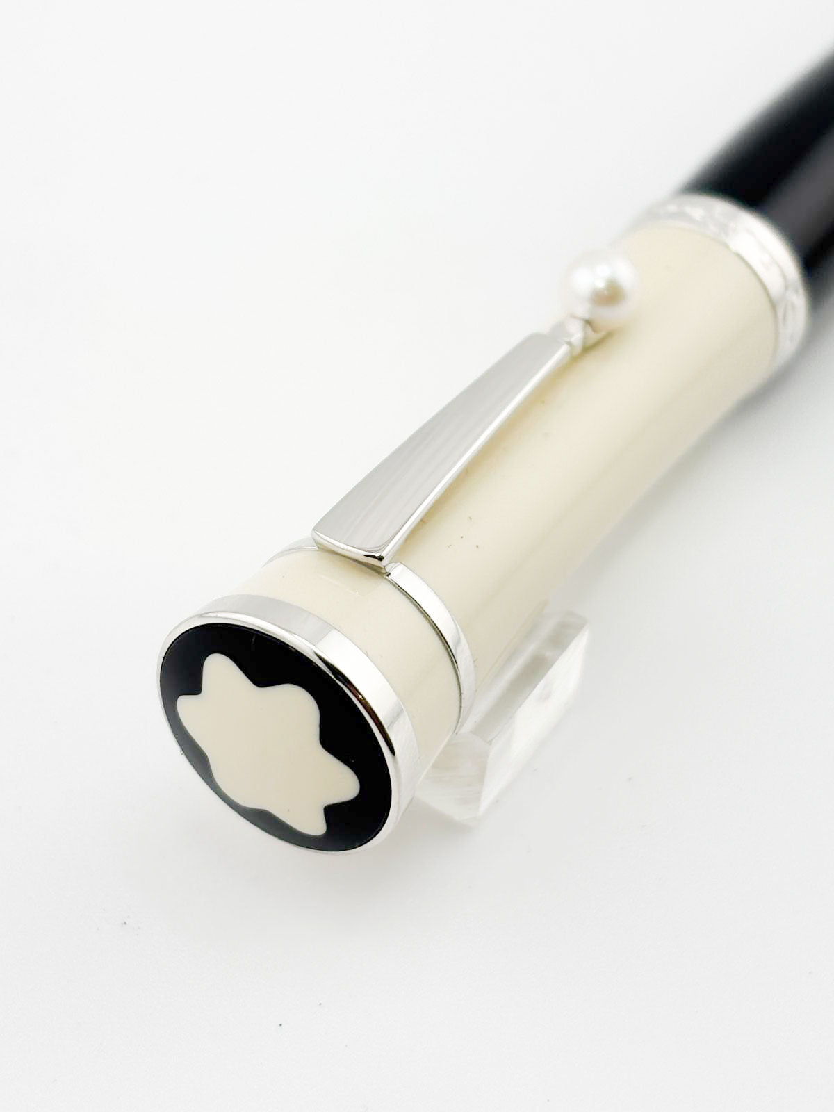 Montblanc Muses Series Greta Garbo Special Edition Ballpoint Pen