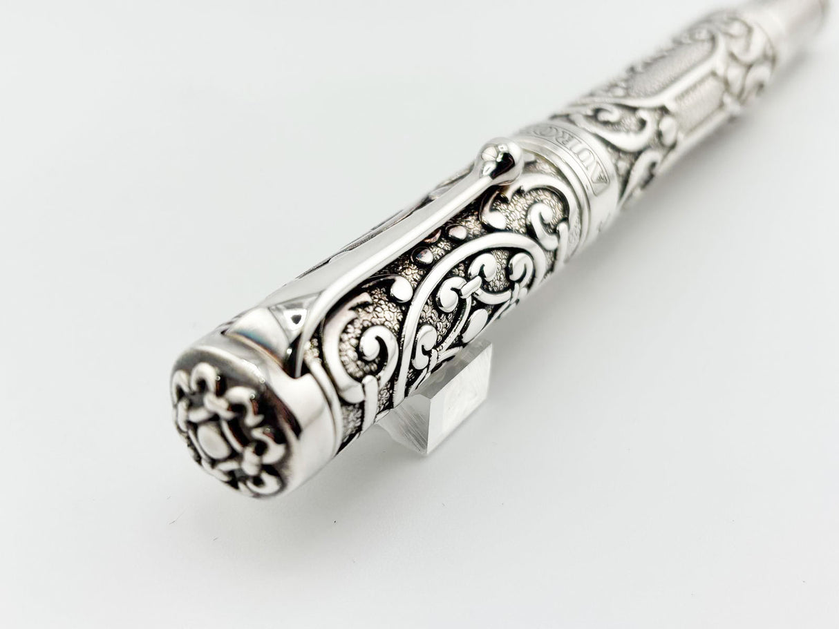 Aurora Benvenuto Cellini Sterling Silver Limited Edition Fountain Pen - Fine 18kt Gold Nib