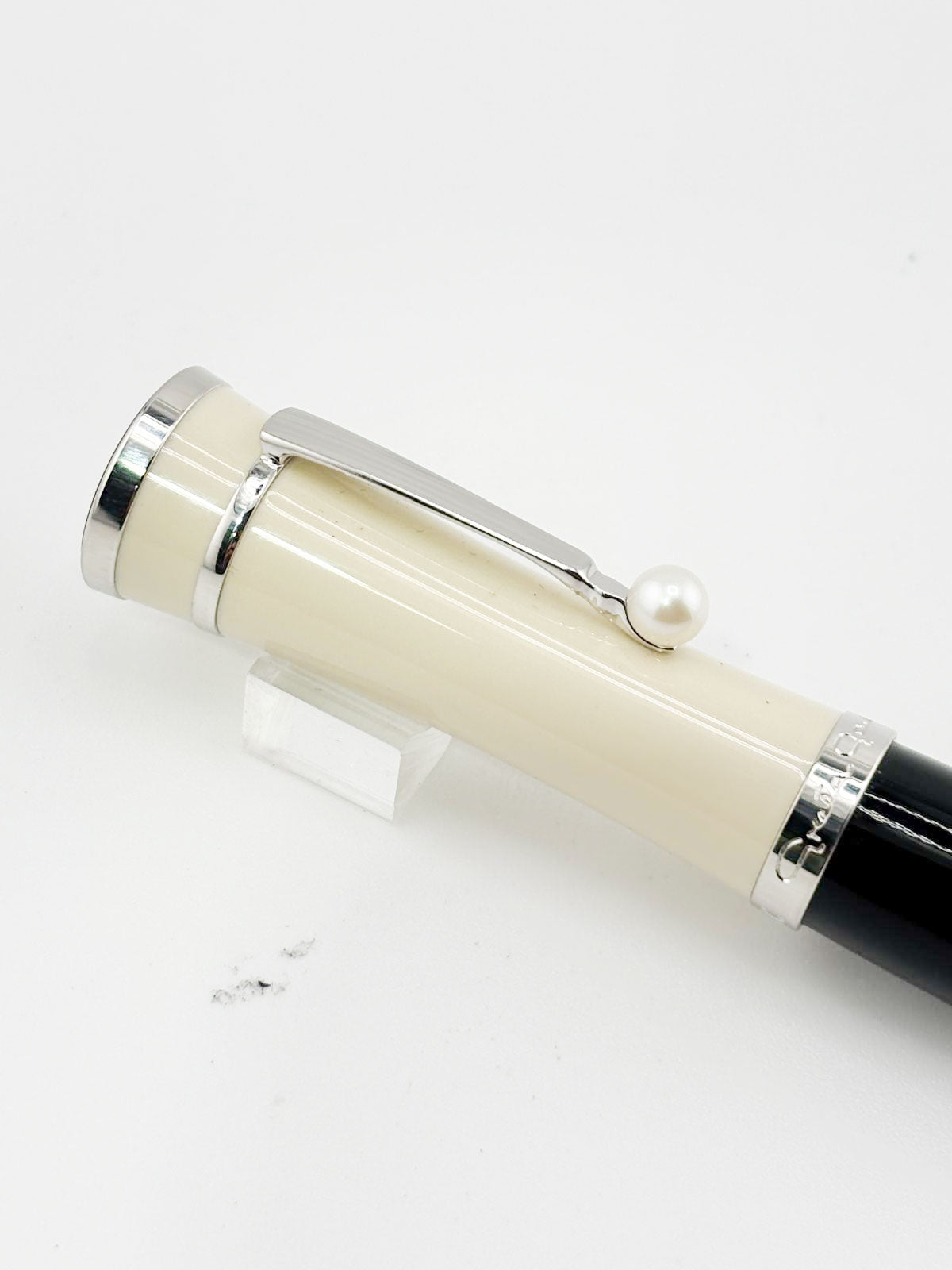 Montblanc Muses Series Greta Garbo Special Edition Ballpoint Pen