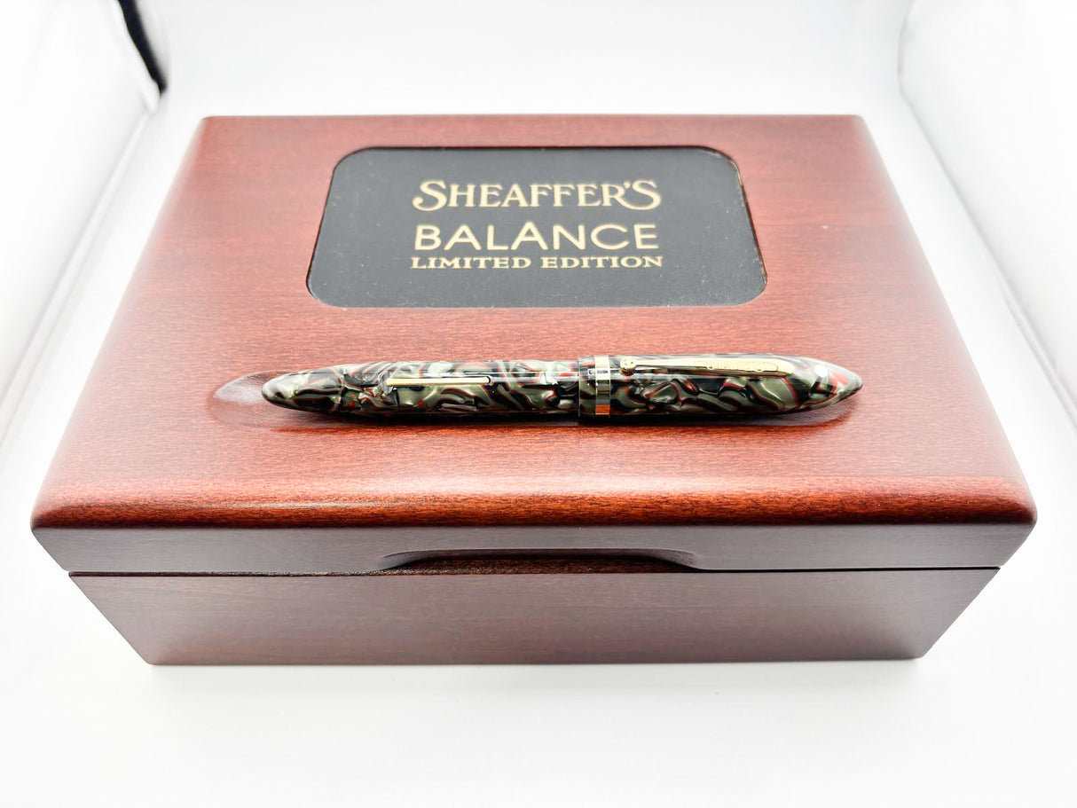 Sheaffer Balance Limited Edition Fountain Pen - Fine 18kt Gold Nib