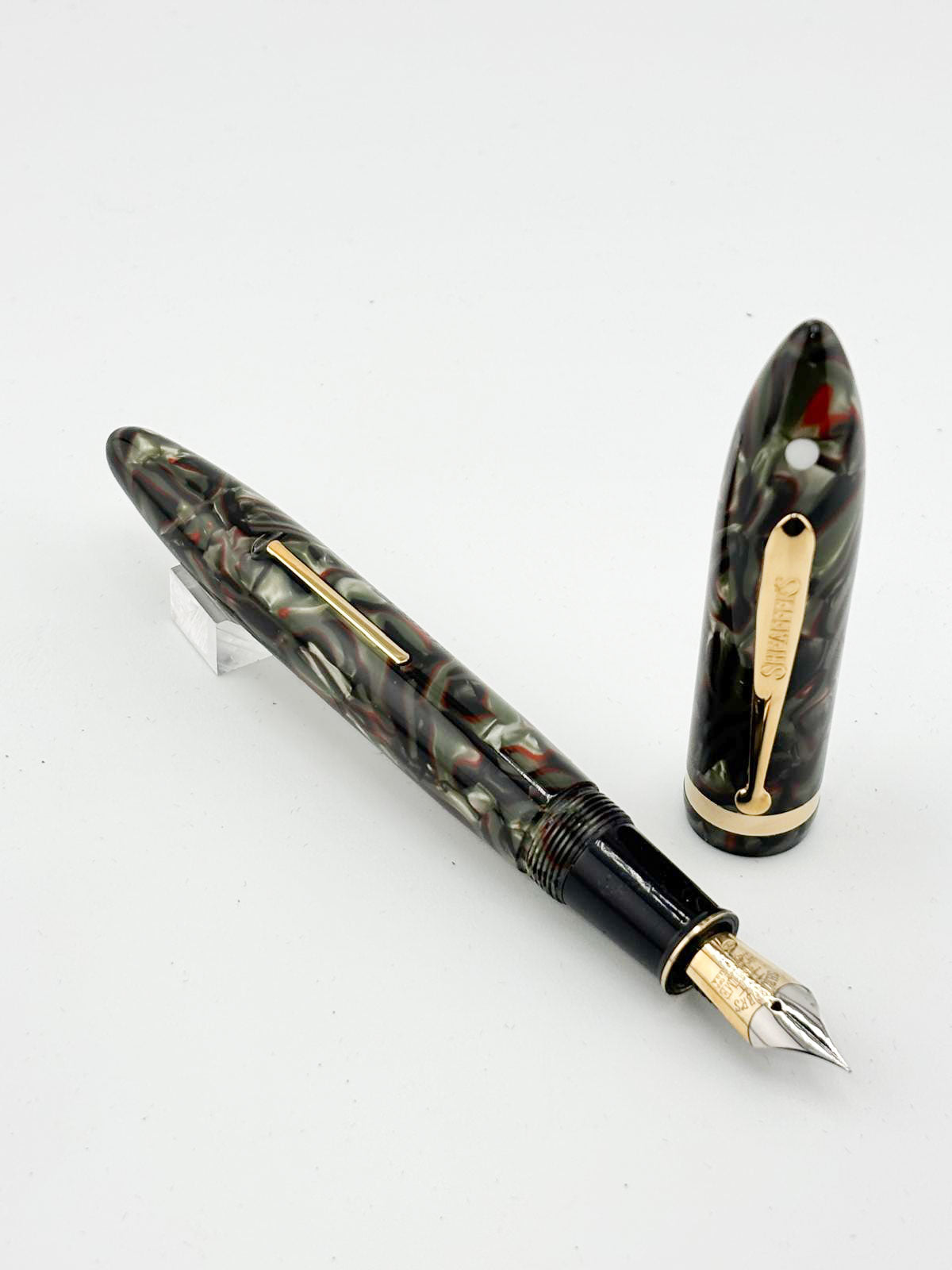 Sheaffer Balance Limited Edition Fountain Pen - Fine 18kt Gold Nib