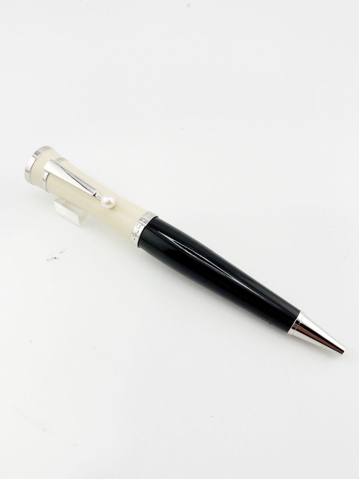 Montblanc Muses Series Greta Garbo Special Edition Ballpoint Pen