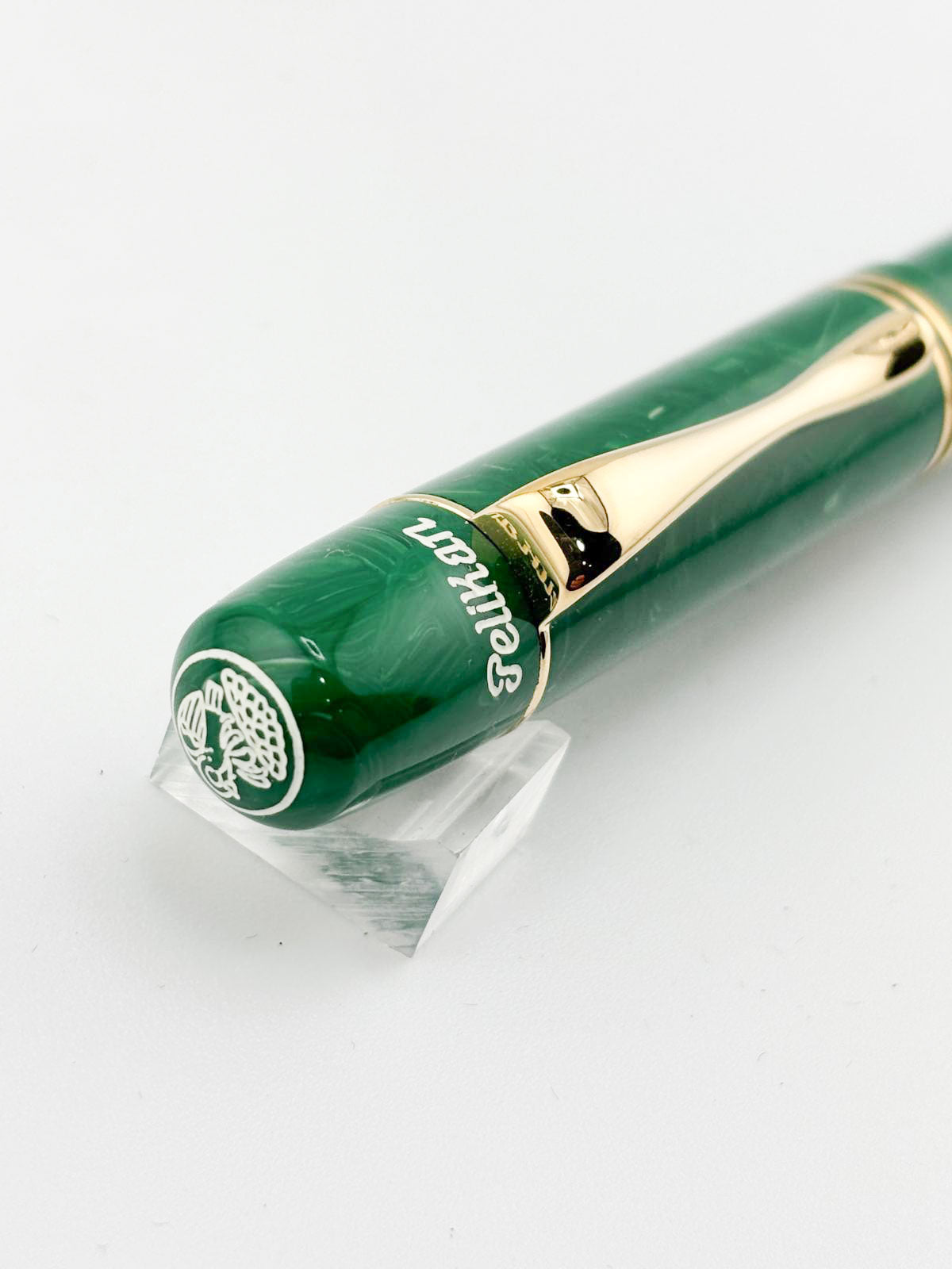 Pelikan Jade Green Celluloid (1935 Originals of their Time) Limited Edition Fountain Pen - Broad 18kt Gold Nib