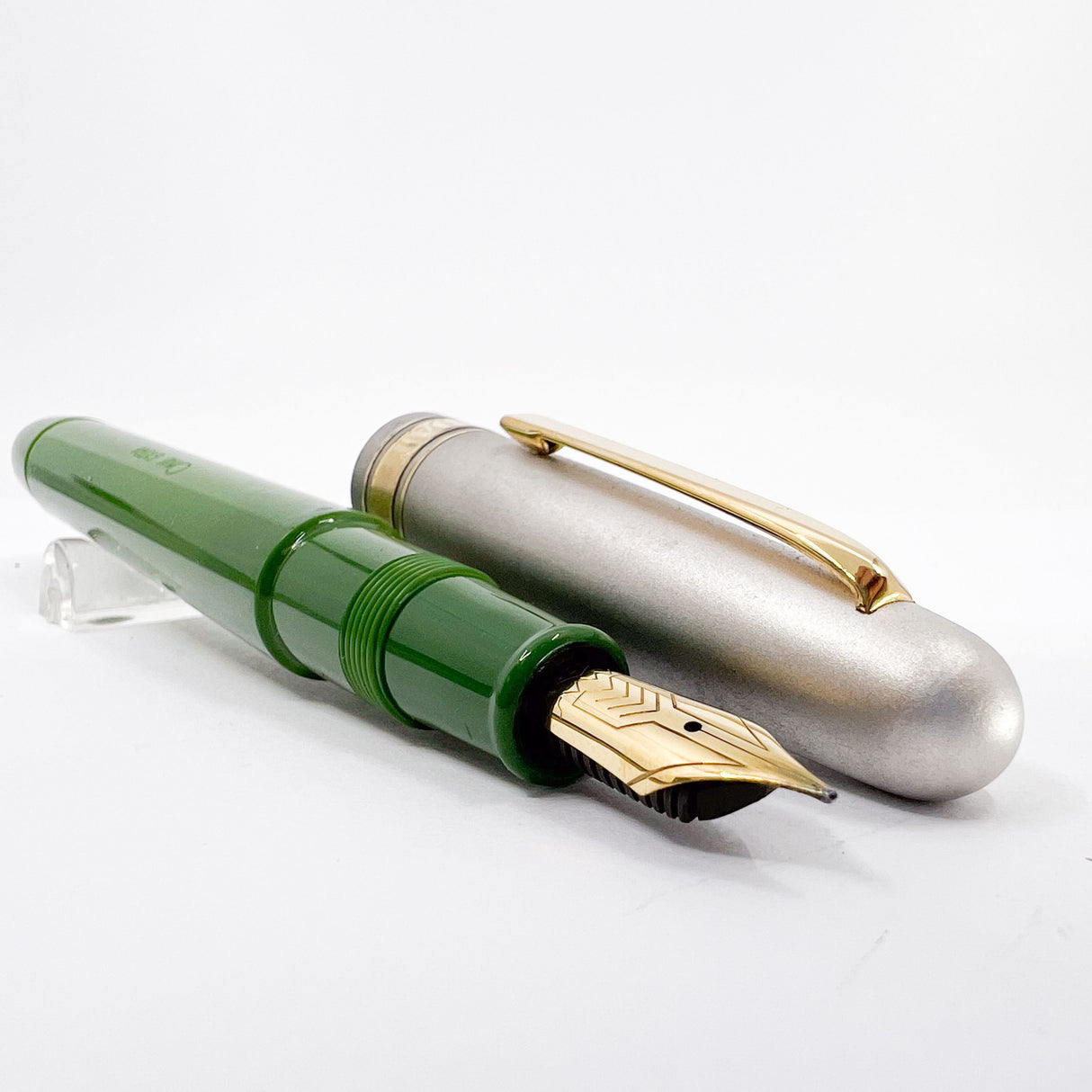 OMAS D-Day Normandy 50th Anniversary Limited Edition Fountain Pen - Fine 18kt Gold Nib