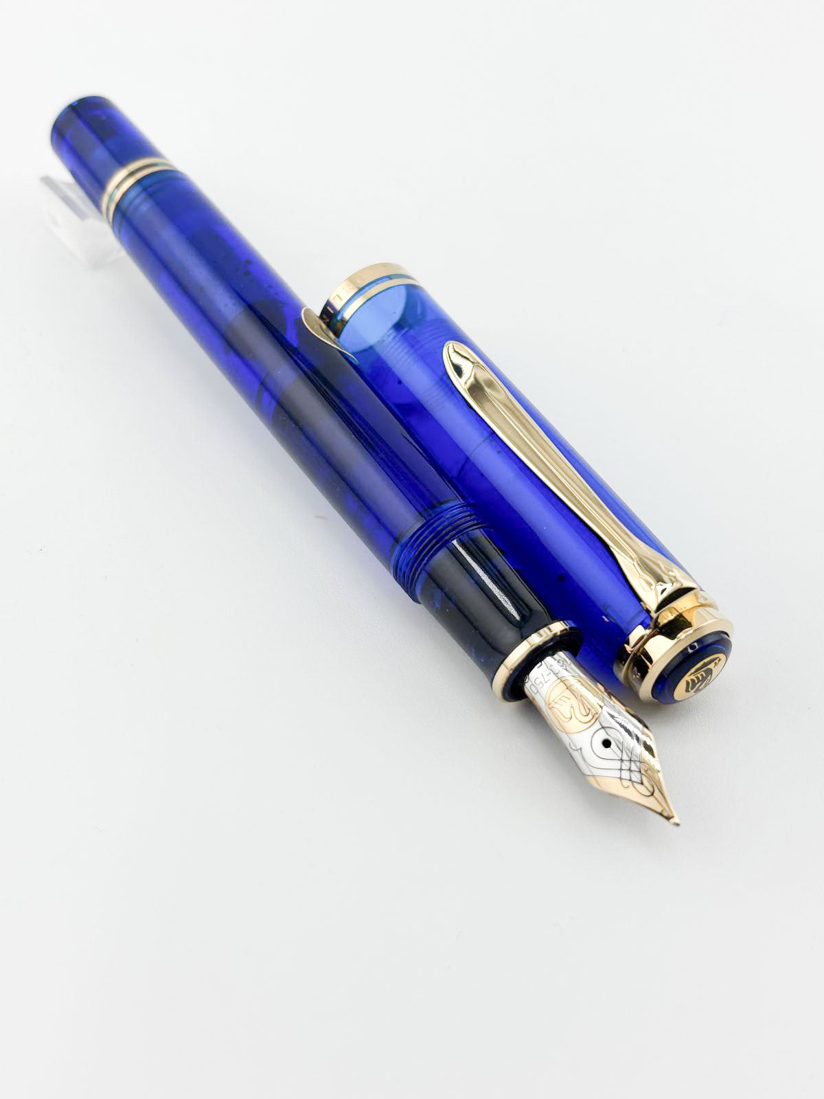 Pelikan Blue Ocean Limited Edition Fountain Pen - Fine 18kt Gold Nib