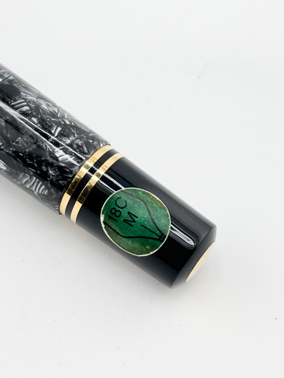 Pelikan Wall Street Limited Edition Fountain Pen - Medium 18kt Gold Nib
