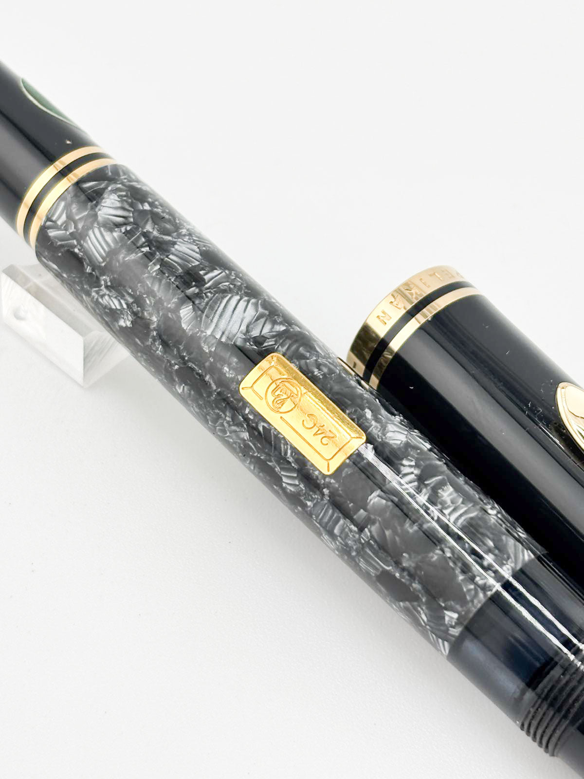 Pelikan Wall Street Limited Edition Fountain Pen - Medium 18kt Gold Nib