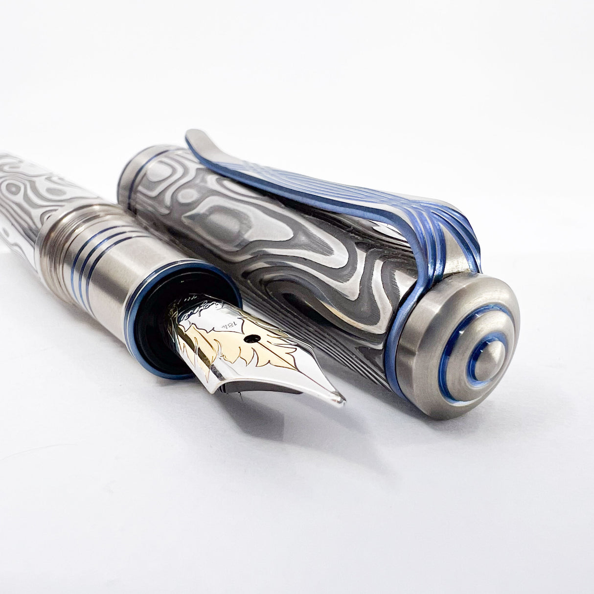 Grayson Tighe Odin's Eye Damascus Steel over Titanium Limited Edition Fountain Pen - Medium Tighe 18kt Gold Nib (2004) - RARE & VERY DESIRABLE!!