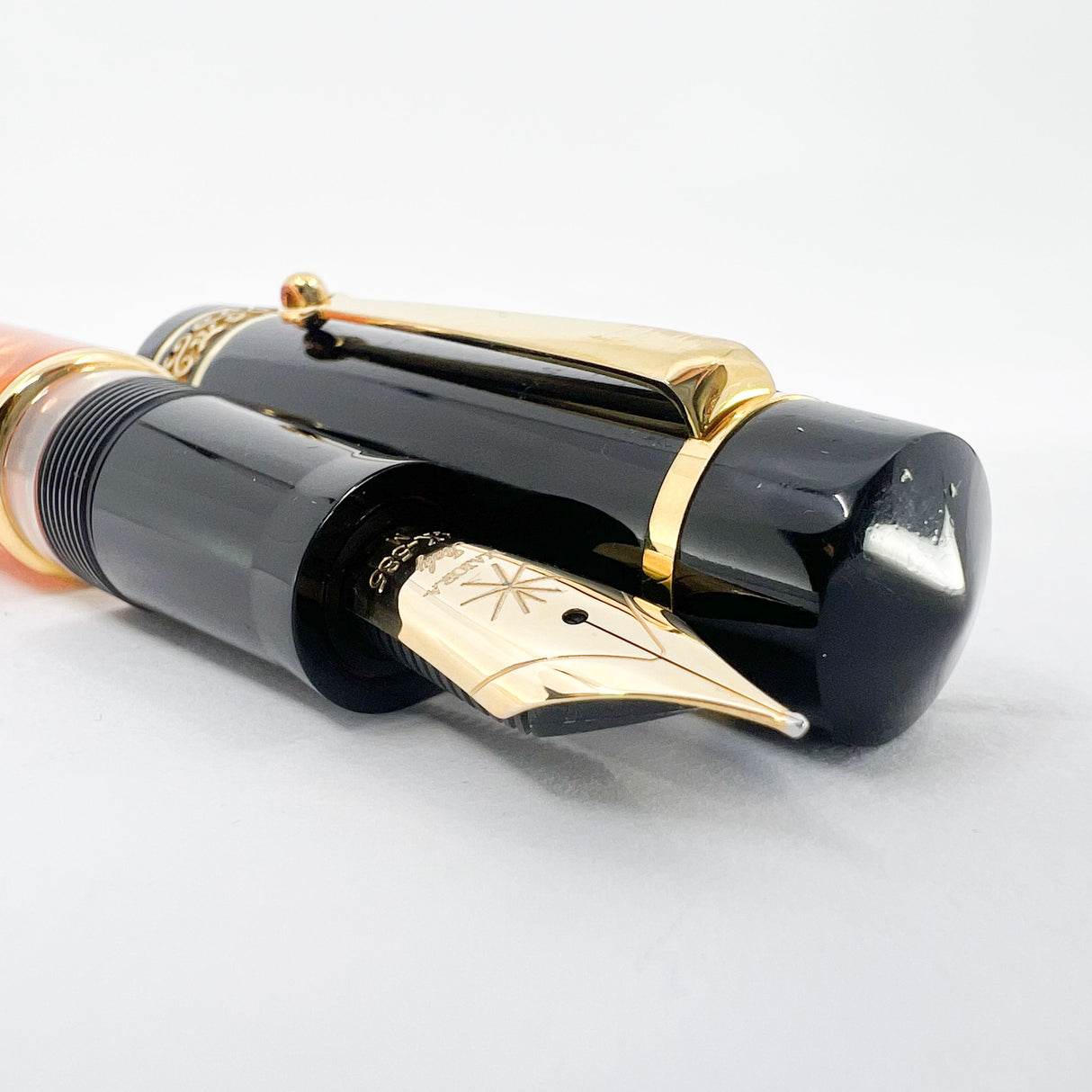 Maiora Mytho K Origine (Orange & Black) Fountain Pen - Medium 14kt Gold Nib