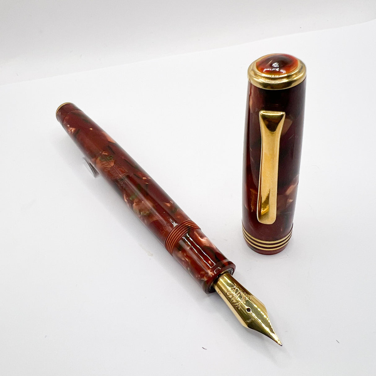 Tibaldi Modello 60 Burgundy Marble Celluloid Fountain Pen - Semi-Flex Medium 18kt Gold Tibaldi "Extra" Nib