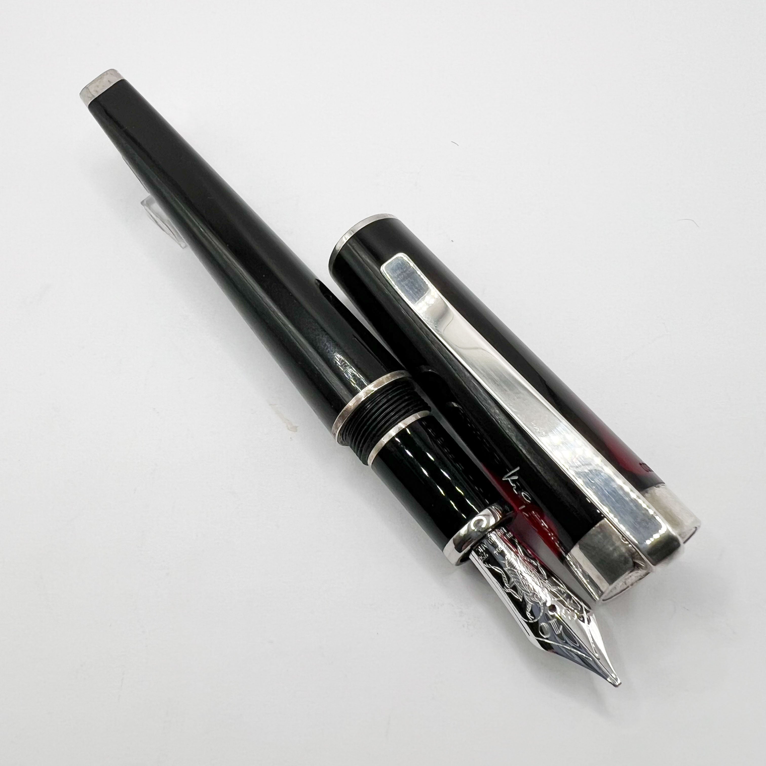 Montblanc Franz Kafka Writers Series Limited Edition Fountain Pen - Broad 18kt Gold  Nib