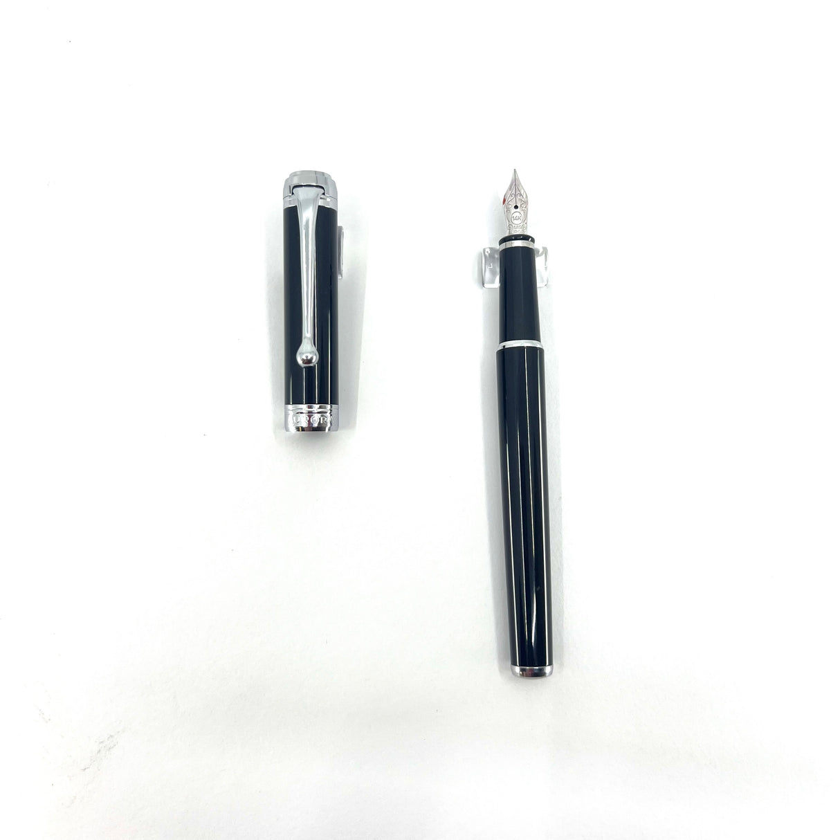 Aurora Talentum Finesse Black CT Fountain Pen - Medium 14kt Gold Nib