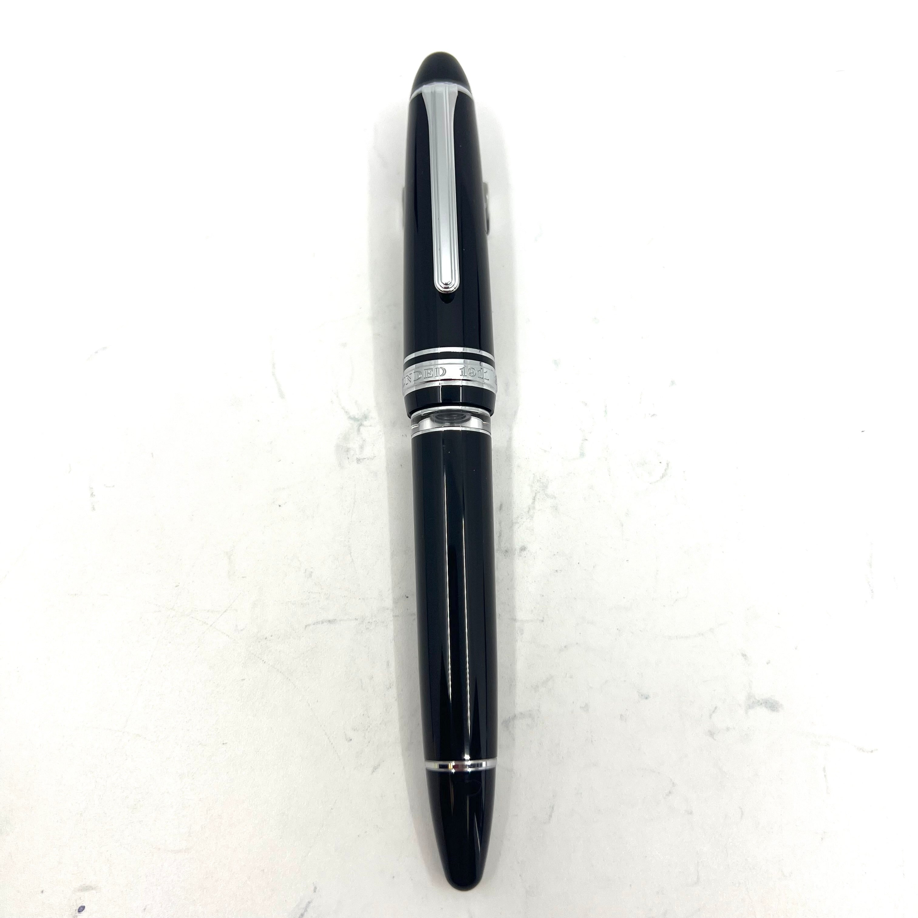 Sailor 1911 Black REALO Silver Trim Fountain Pen