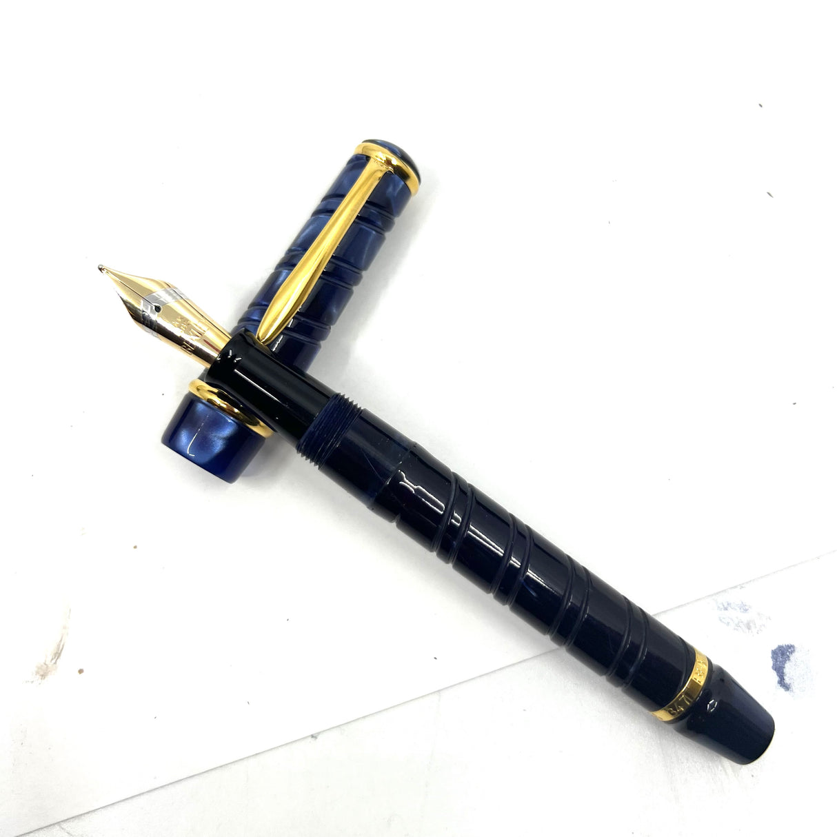 Bexley Cable Twist Collection Blue Pearl 347/1000 Limited Edition Fountain Pen