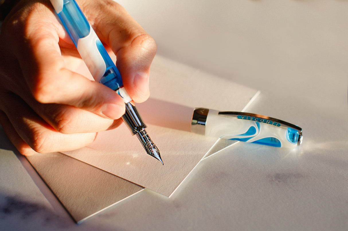 Visconti Opera Master Antarctica w/Palladium Trim Limited Edition - Fountain Pen