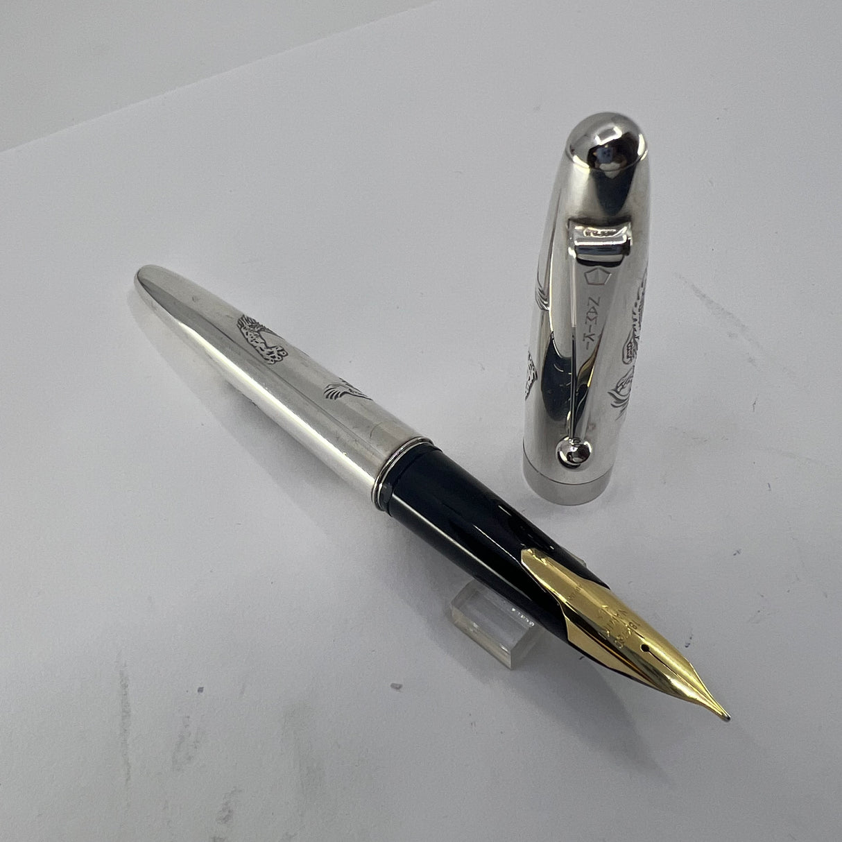 Namiki Sterling Silver Dragon Fountain Pen - Broad 18kt Gold Nib